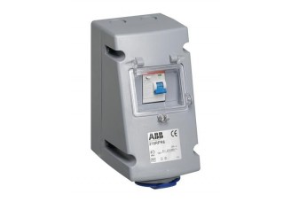 Розетка 32A 2P+E в боксе IP44 120х243х149 в комплекте c УЗО 40A/30mA