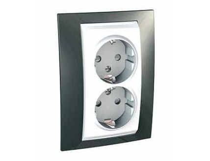 Розетка 2-ая 2P+E шторки 16А/250В шампань/бел. UNICA