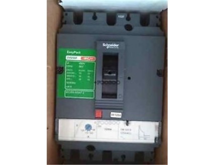 АВТ. ВЫКЛ. EasyPact CVS100 50кА TM63D 3P3D