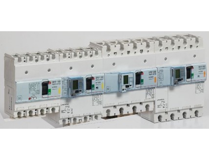 Выключатель автоматический DPX3 160 4-пол. 16А 16kA