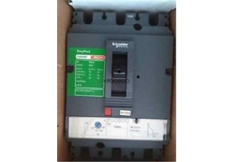 АВТ. ВЫКЛ. EasyPact CVS100 50кА TM32D 3P3D