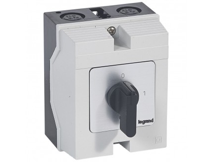 Выключатель PR17 "0-1" 20А 3Р в боксе 96х120мм IP65