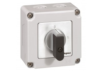 Выключатель PR12 "0-1" 16А 3Р в боксе 76х76мм IP65