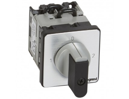 Переключатель PR12 "1-0-2" 90гр. 16А 3Р Legrand
