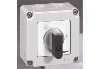 Выключатель PR12 "0-1" 16А 2Р в боксе 76х76мм IP65