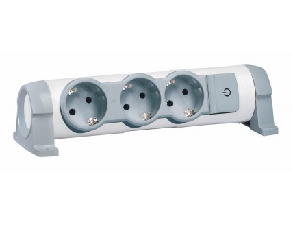 Колодка 3-пост. 2P+E поворотная, шторки бел. 16А Legrand