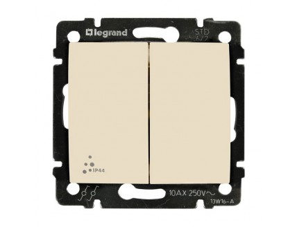 Переключатель Valena двуклавишный 10А /250В IP44 сл.кость