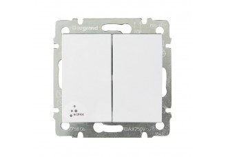 Переключатель Valena двуклавишный 10А /250В IP44 белый