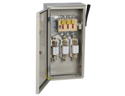 Ящик силовой ЯРП-250А с плавкими вставками IP54 IEK